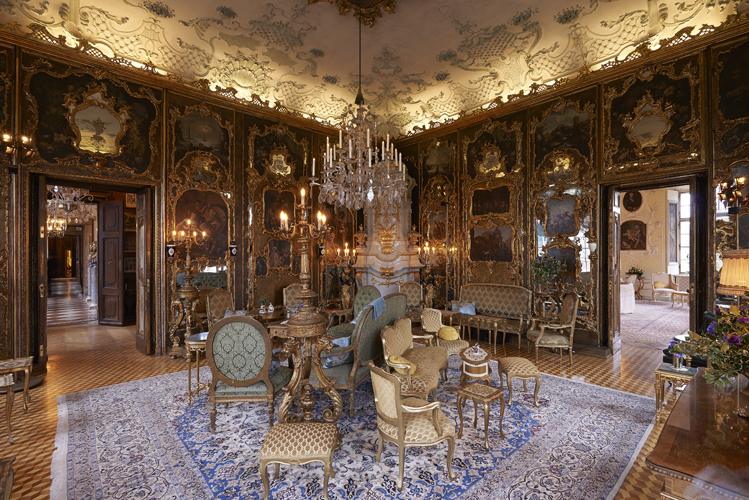 Metiers d'art Paris-Salzburg 2014-15 collection - Schloss Leopoldskron -Venitian room - picture by Olivier Saillant