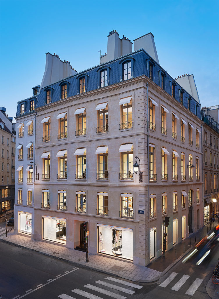 The rue Cambon, CHANEL's legendary address, welcomes a new boutique at  number 19 - ZOE Magazine