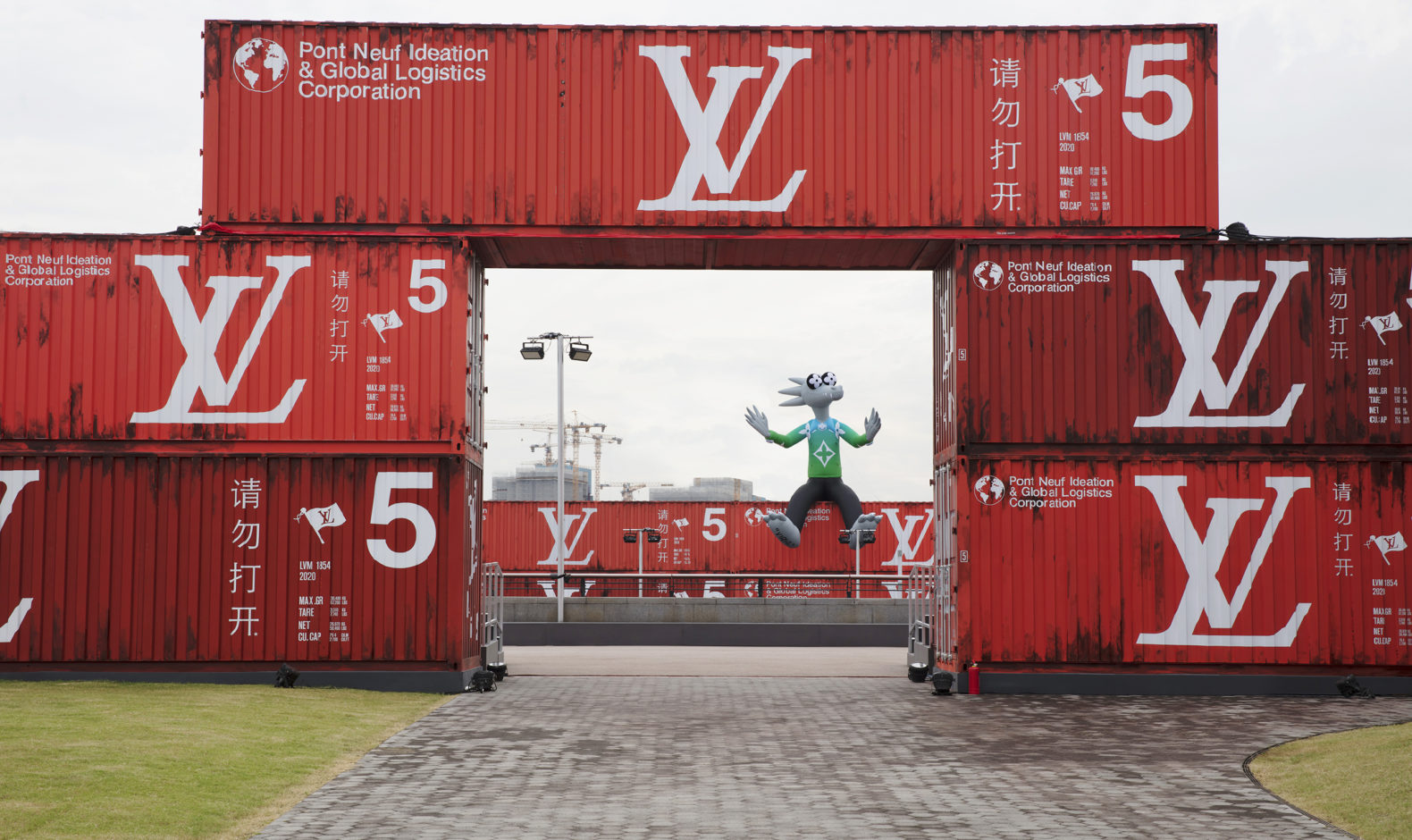 Louis Vuitton on X: #LVMenSS21 Miniature shipping containers serve as the  invitation for @virgilabloh's upcoming #LouisVuitton show, referencing the  collection's international voyage from Paris to Shanghai. Watch the show on  Thursday, August