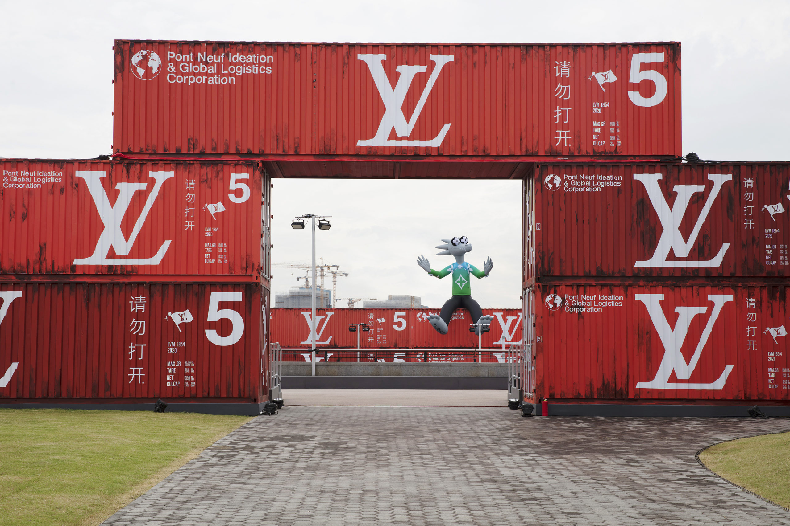 Louis Vuitton's shipping containers that are now outside ION Orchard is  where you should take your next OOTD - AVENUE ONE
