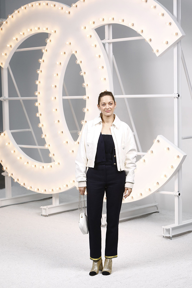 Who were the celebrity guest at Chanel SS21 Show? - ZOE Magazine