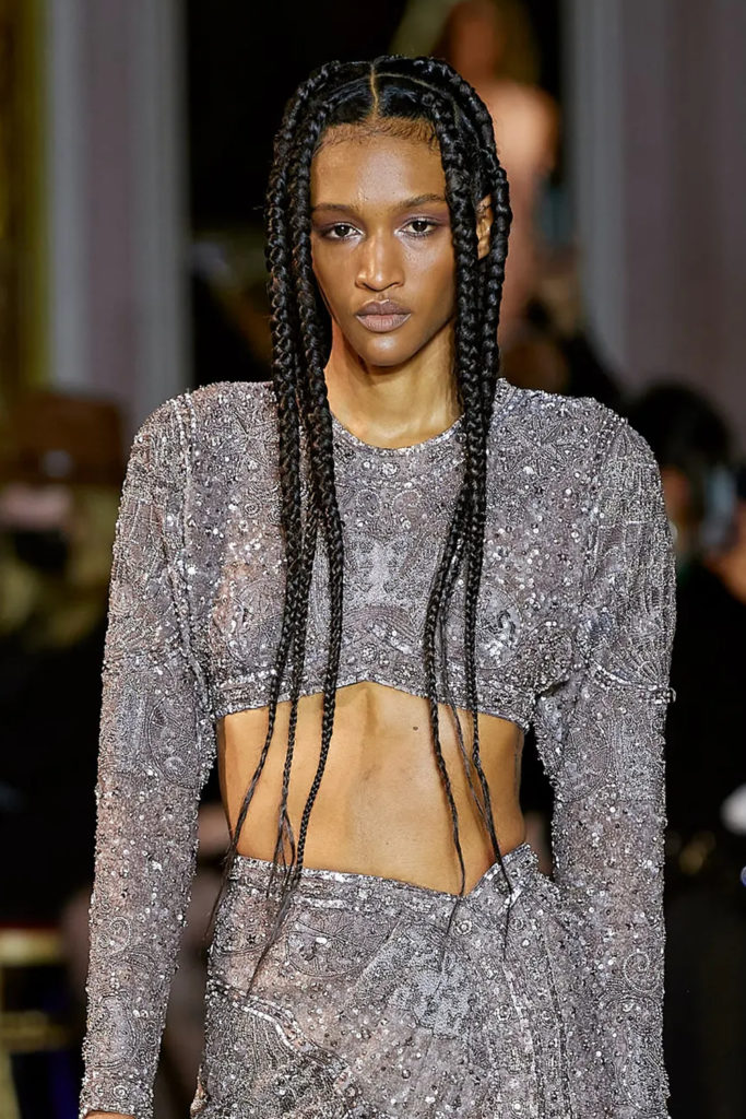 Seven hair trends from Haute Couture SS22 - ZOE Magazine