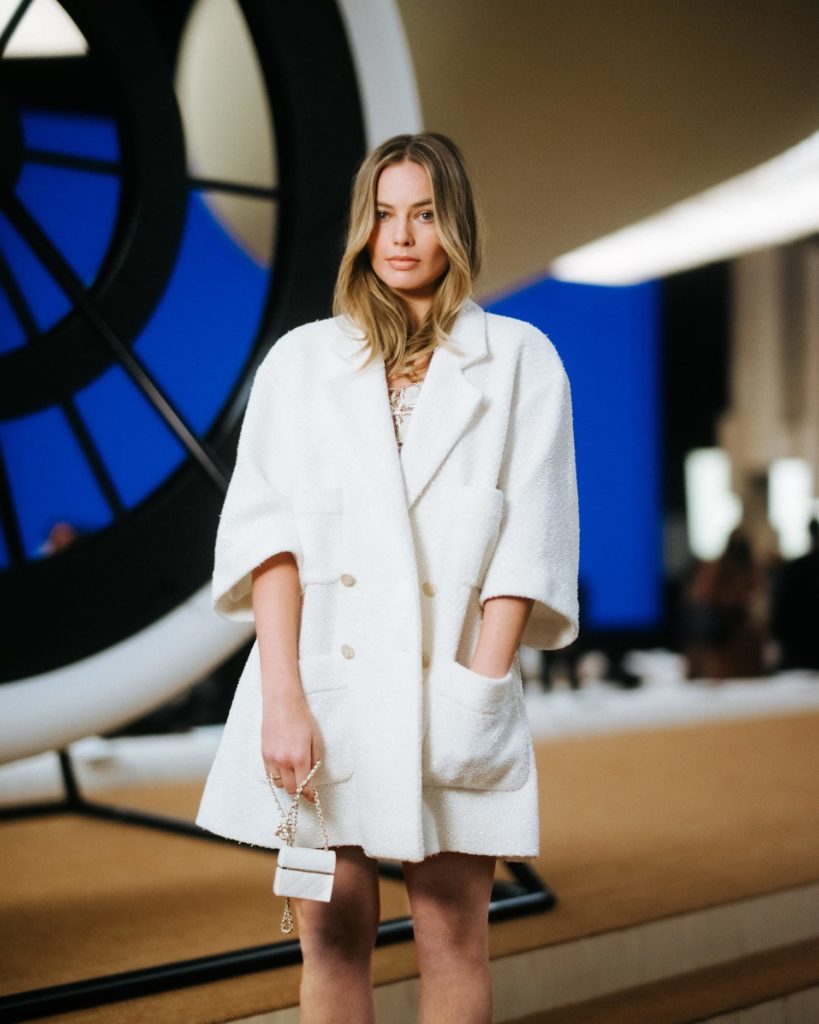 Who were the celebrity guest at CHANEL SS22 Haute Couture Show