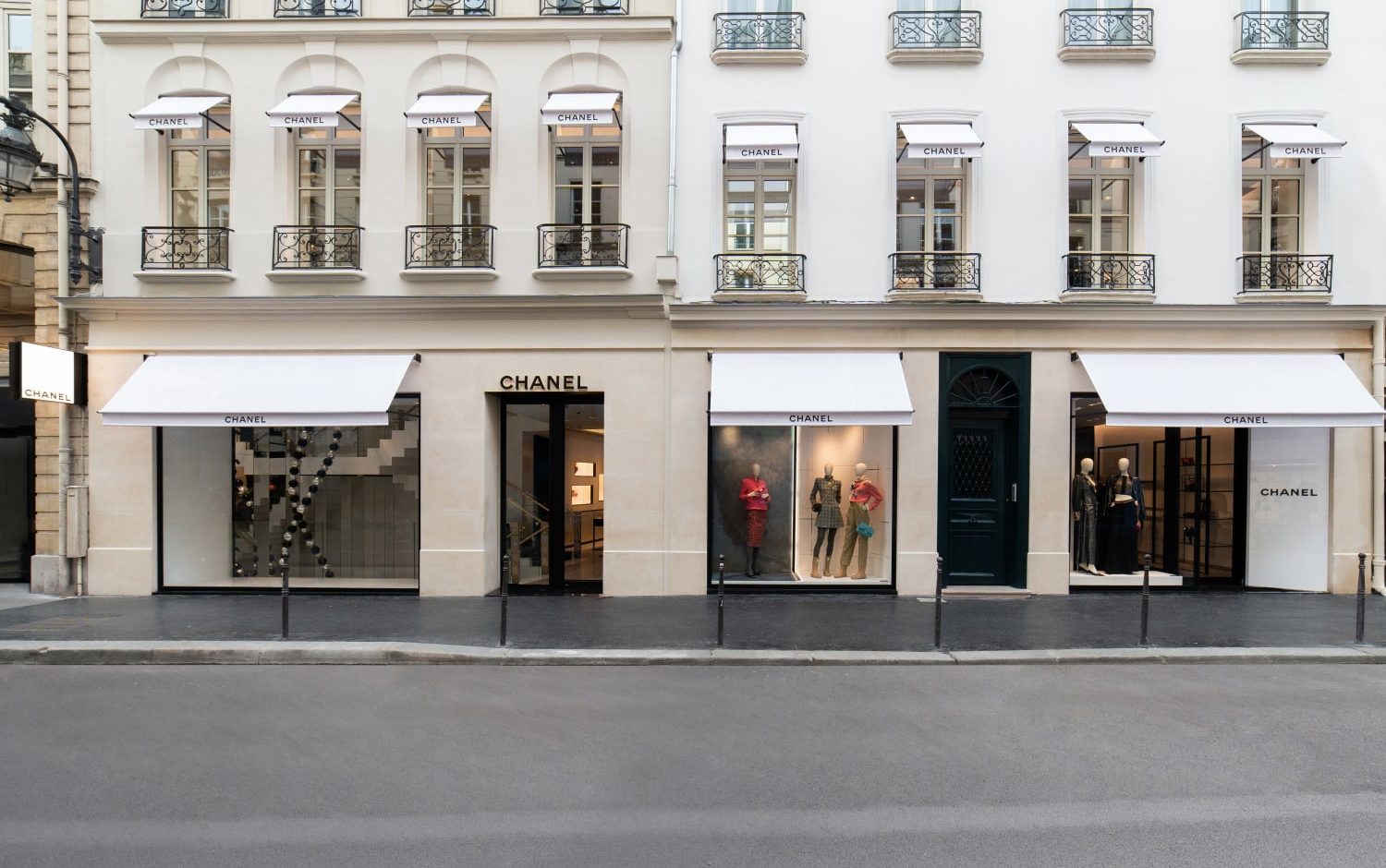 Reopening Chanel Boutique on Rue Du Faubourg-Saint-Honoré - ZOE