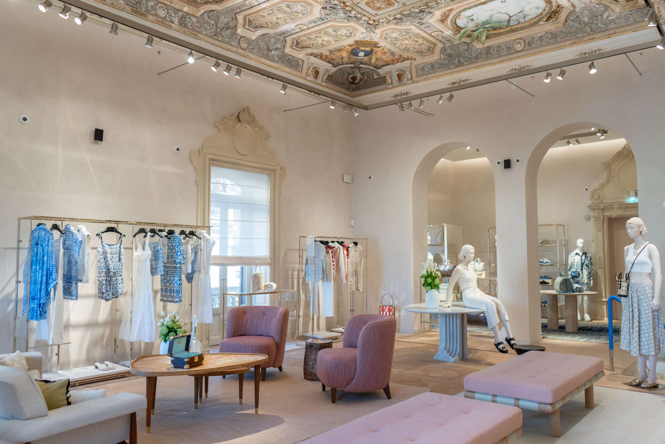 Louis Vuitton Opens Café in Taormina: Everything You Need to Know – WWD